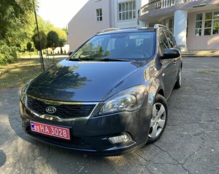 Серый Киа Сид, объемом двигателя 1.4 л и пробегом 181 тыс. км за 6500 $, фото 1 на Automoto.ua