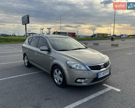 Серый Киа Сид, объемом двигателя 1.59 л и пробегом 192 тыс. км за 6500 $, фото 1 на Automoto.ua