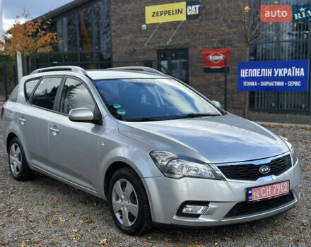 Кіа Сід 2011 у Вінниці на Automoto.ua Сірий Кіа Сід, об'ємом двигуна 1.6 л та пробігом 237 тис. км за 6800 $, фото 3 на Automoto.ua