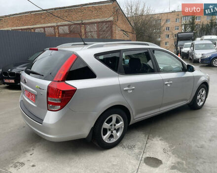 Серый Киа Сид, объемом двигателя 1.59 л и пробегом 207 тыс. км за 6700 $, фото 19 на Automoto.ua