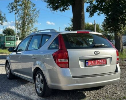Серый Киа Сид, объемом двигателя 1.6 л и пробегом 237 тыс. км за 6800 $, фото 4 на Automoto.ua