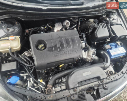 Серый Киа Сид, объемом двигателя 1.6 л и пробегом 223 тыс. км за 7400 $, фото 16 на Automoto.ua