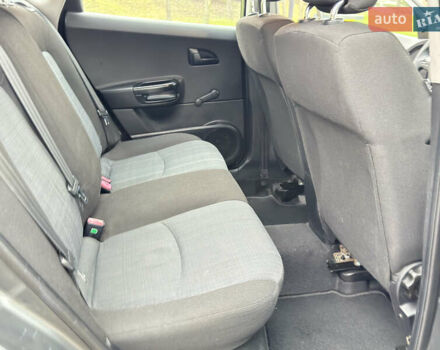 Серый Киа Сид, объемом двигателя 1.59 л и пробегом 187 тыс. км за 6700 $, фото 40 на Automoto.ua