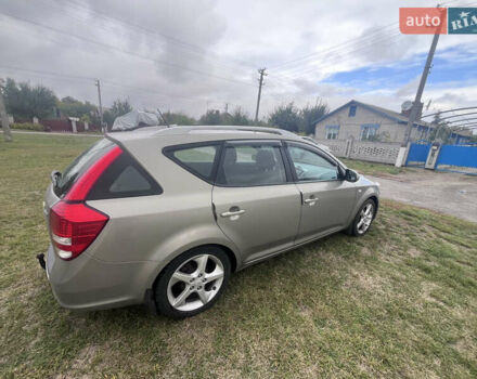 Серый Киа Сид, объемом двигателя 1.6 л и пробегом 238 тыс. км за 6800 $, фото 6 на Automoto.ua