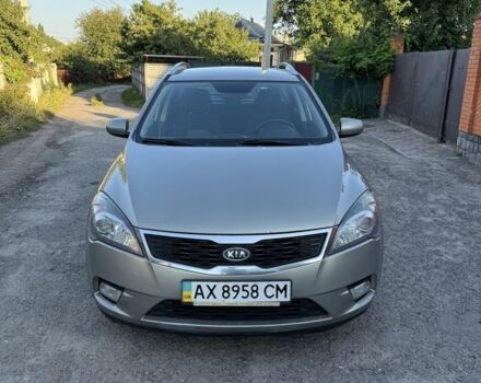 Сірий Кіа Сід, об'ємом двигуна 1.6 л та пробігом 197 тис. км за 6000 $, фото 1 на Automoto.ua