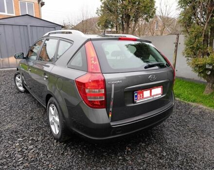 Сірий Кіа Сід, об'ємом двигуна 1.4 л та пробігом 187 тис. км за 6300 $, фото 3 на Automoto.ua