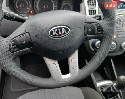 Серый Киа Сид, объемом двигателя 1.4 л и пробегом 187 тыс. км за 5999 $, фото 28 на Automoto.ua