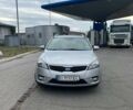 Серый Киа Сид, объемом двигателя 1.4 л и пробегом 220 тыс. км за 6999 $, фото 1 на Automoto.ua
