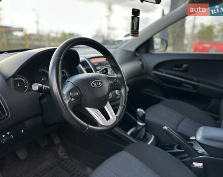 Кіа Сід 2011 у Вінниці на Automoto.ua Сірий Кіа Сід, об'ємом двигуна 1.6 л та пробігом 237 тис. км за 6800 $, фото 21 на Automoto.ua