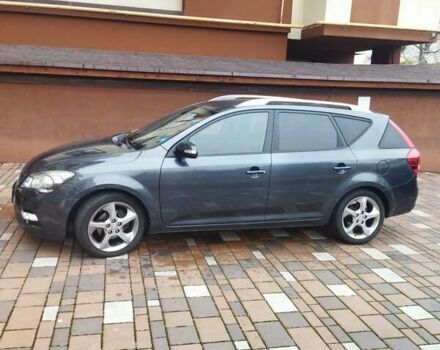 Серый Киа Сид, объемом двигателя 1.58 л и пробегом 142 тыс. км за 6800 $, фото 4 на Automoto.ua