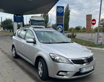 Серый Киа Сид, объемом двигателя 1.4 л и пробегом 220 тыс. км за 6999 $, фото 7 на Automoto.ua