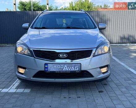 Серый Киа Сид, объемом двигателя 1.6 л и пробегом 257 тыс. км за 6850 $, фото 1 на Automoto.ua
