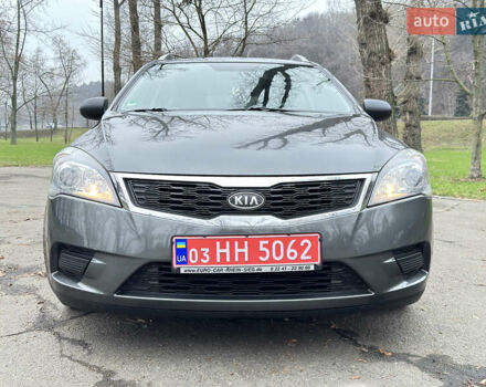 Серый Киа Сид, объемом двигателя 1.59 л и пробегом 187 тыс. км за 6700 $, фото 19 на Automoto.ua