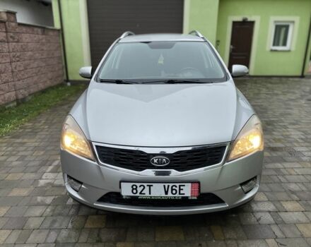 Сірий Кіа Сід, об'ємом двигуна 1.6 л та пробігом 215 тис. км за 5350 $, фото 1 на Automoto.ua