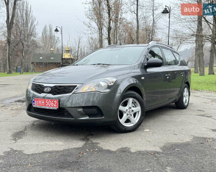 Серый Киа Сид, объемом двигателя 1.59 л и пробегом 187 тыс. км за 6700 $, фото 10 на Automoto.ua