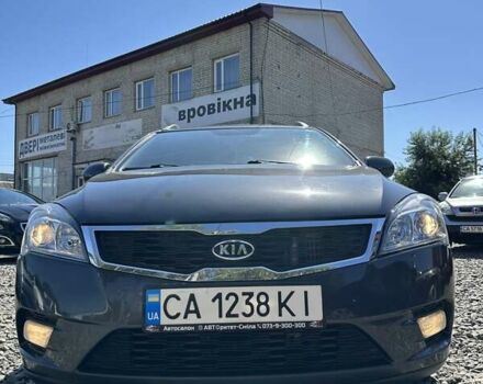 Сірий Кіа Сід, об'ємом двигуна 1.6 л та пробігом 258 тис. км за 6950 $, фото 3 на Automoto.ua