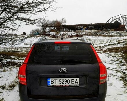 Серый Киа Сид, объемом двигателя 1.6 л и пробегом 24800 тыс. км за 6200 $, фото 5 на Automoto.ua