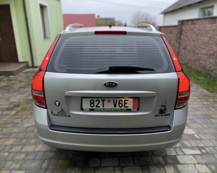 Сірий Кіа Сід, об'ємом двигуна 1.6 л та пробігом 215 тис. км за 5350 $, фото 4 на Automoto.ua