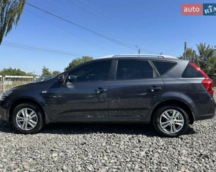 Сірий Кіа Сід, об'ємом двигуна 1.6 л та пробігом 258 тис. км за 6950 $, фото 14 на Automoto.ua