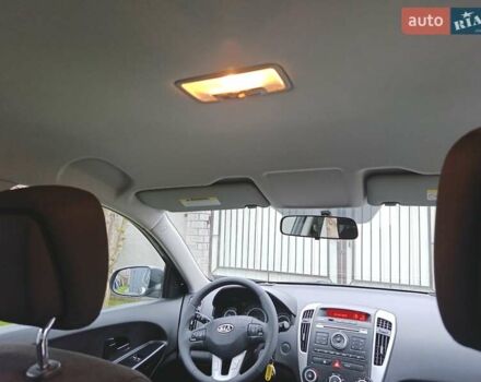 Серый Киа Сид, объемом двигателя 1.4 л и пробегом 187 тыс. км за 5999 $, фото 8 на Automoto.ua