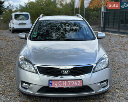 Кіа Сід 2011 у Вінниці на Automoto.ua Сірий Кіа Сід, об'ємом двигуна 1.6 л та пробігом 237 тис. км за 6800 $, фото 4 на Automoto.ua