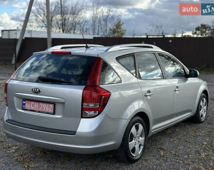 Кіа Сід 2011 у Вінниці на Automoto.ua Сірий Кіа Сід, об'ємом двигуна 1.6 л та пробігом 237 тис. км за 6800 $, фото 11 на Automoto.ua