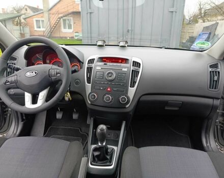 Сірий Кіа Сід, об'ємом двигуна 1.4 л та пробігом 187 тис. км за 6300 $, фото 9 на Automoto.ua