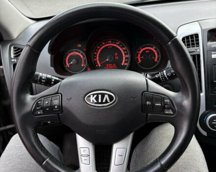 Кіа Сід 2011 у Києві на Automoto.ua Сірий Кіа Сід, об'ємом двигуна 1.58 л та пробігом 205 тис. км за 6500 $, фото 8 на Automoto.ua
