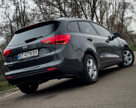 Серый Киа Сид, объемом двигателя 1.59 л и пробегом 160 тыс. км за 10999 $, фото 11 на Automoto.ua