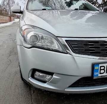 Серый Киа Сид, объемом двигателя 1.58 л и пробегом 269 тыс. км за 6500 $, фото 4 на Automoto.ua