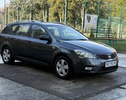 Серый Киа Сид, объемом двигателя 1.6 л и пробегом 48 тыс. км за 8300 $, фото 4 на Automoto.ua