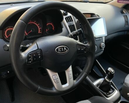Серый Киа Сид, объемом двигателя 1.6 л и пробегом 189 тыс. км за 6300 $, фото 9 на Automoto.ua
