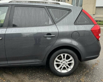 Сірий Кіа Сід, об'ємом двигуна 1.6 л та пробігом 244 тис. км за 7299 $, фото 41 на Automoto.ua