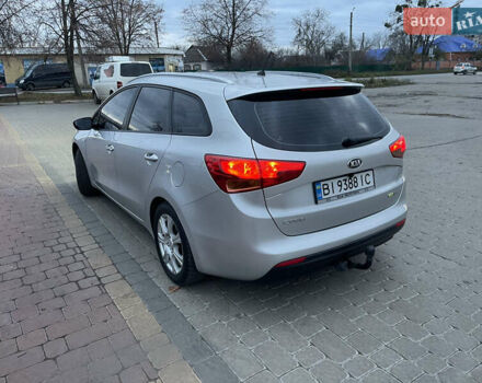 Серый Киа Сид, объемом двигателя 1.58 л и пробегом 230 тыс. км за 8700 $, фото 6 на Automoto.ua