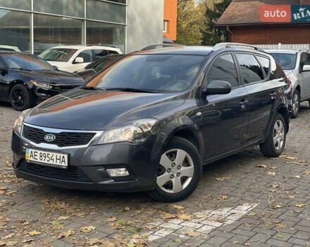Сірий Кіа Сід, об'ємом двигуна 1.6 л та пробігом 240 тис. км за 6800 $, фото 2 на Automoto.ua