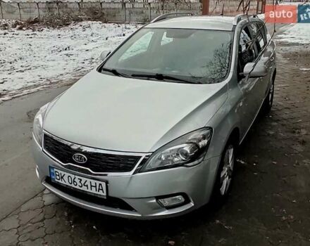 Серый Киа Сид, объемом двигателя 1.58 л и пробегом 269 тыс. км за 6500 $, фото 13 на Automoto.ua
