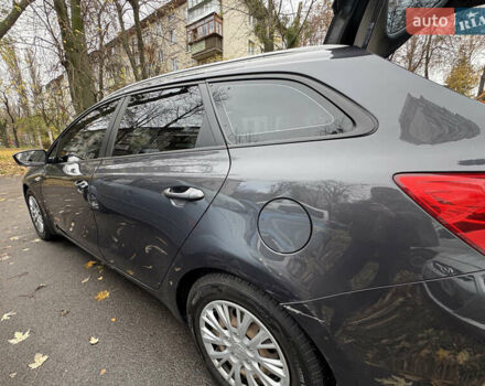 Сірий Кіа Сід, об'ємом двигуна 1.59 л та пробігом 160 тис. км за 9700 $, фото 2 на Automoto.ua