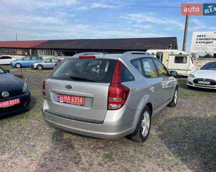Сірий Кіа Сід, об'ємом двигуна 0 л та пробігом 218 тис. км за 5500 $, фото 2 на Automoto.ua