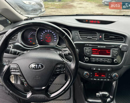 Сірий Кіа Сід, об'ємом двигуна 1.6 л та пробігом 248 тис. км за 9800 $, фото 2 на Automoto.ua