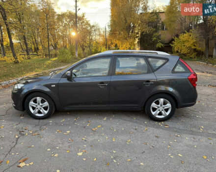 Серый Киа Сид, объемом двигателя 1.4 л и пробегом 188 тыс. км за 6500 $, фото 6 на Automoto.ua