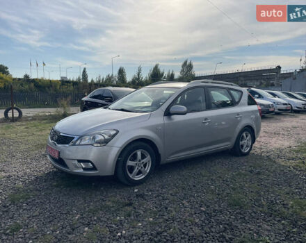 Сірий Кіа Сід, об'ємом двигуна 0 л та пробігом 218 тис. км за 5500 $, фото 6 на Automoto.ua