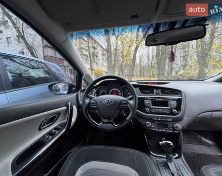 Сірий Кіа Сід, об'ємом двигуна 1.59 л та пробігом 160 тис. км за 9700 $, фото 5 на Automoto.ua