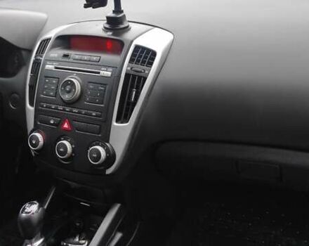 Серый Киа Сид, объемом двигателя 1.58 л и пробегом 269 тыс. км за 6500 $, фото 51 на Automoto.ua