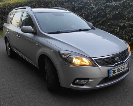 Сірий Кіа Сід, об'ємом двигуна 0 л та пробігом 269 тис. км за 6500 $, фото 5 на Automoto.ua