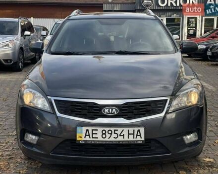 Кіа Сід 2012 у Дніпро (Дніпропетровську) на Automoto.ua Сірий Кіа Сід, об'ємом двигуна 1.6 л та пробігом 240 тис. км за 7600 $, фото 1 на Automoto.ua