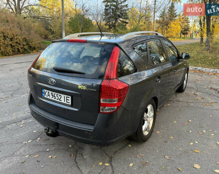 Серый Киа Сид, объемом двигателя 1.4 л и пробегом 188 тыс. км за 6500 $, фото 3 на Automoto.ua