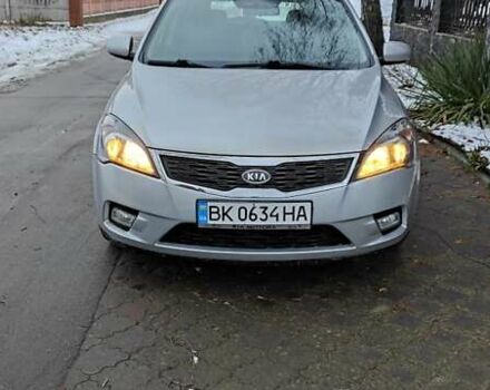 Серый Киа Сид, объемом двигателя 1.58 л и пробегом 269 тыс. км за 6500 $, фото 45 на Automoto.ua