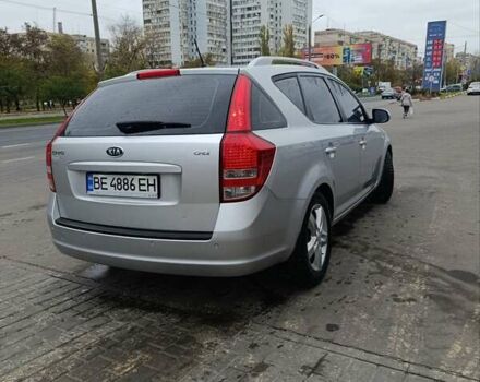 Серый Киа Сид, объемом двигателя 1.58 л и пробегом 270 тыс. км за 7200 $, фото 2 на Automoto.ua