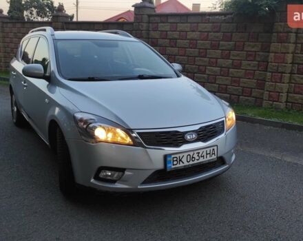 Сірий Кіа Сід, об'ємом двигуна 1.58 л та пробігом 269 тис. км за 6500 $, фото 1 на Automoto.ua