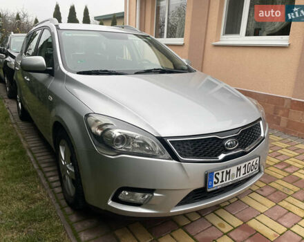 Серый Киа Сид, объемом двигателя 1.6 л и пробегом 207 тыс. км за 7450 $, фото 26 на Automoto.ua